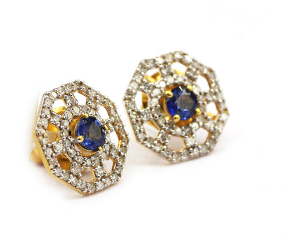 14k Solid Gold Diamond Stud Earring.14k Solid Gold Diamond Earring..