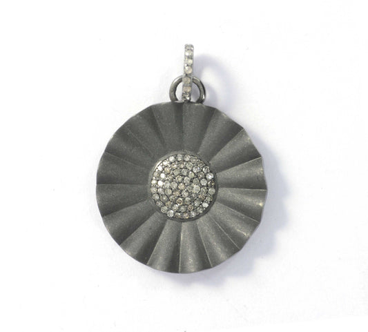 Zigzag Round Shape Diamond Pendant