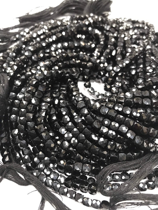 Spinel, Black Spinel beads faceted square, faceted cube