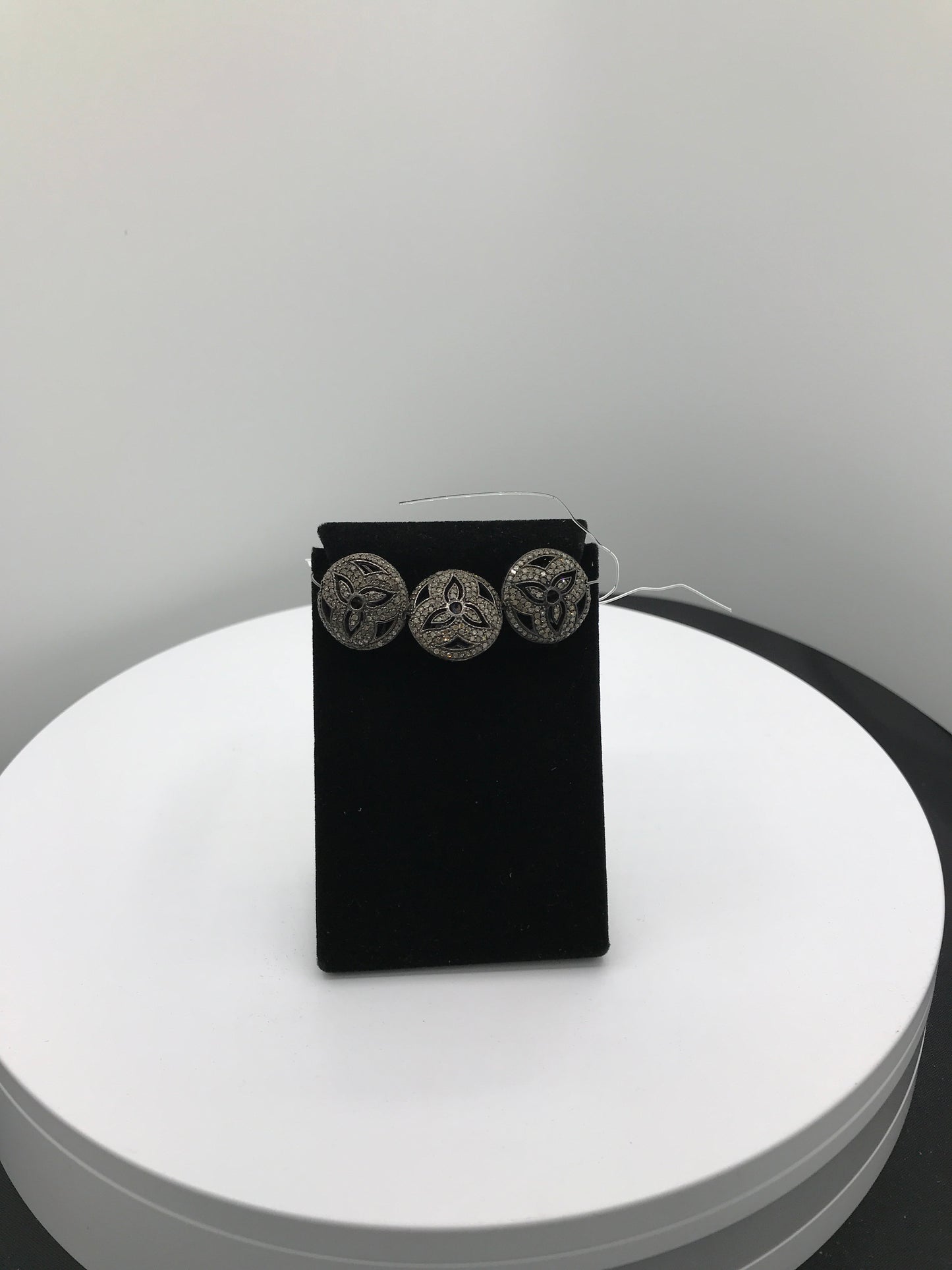 Coin Shape Filgree Pave Diamond Beads