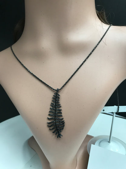 Leaf Black Spinel Charm