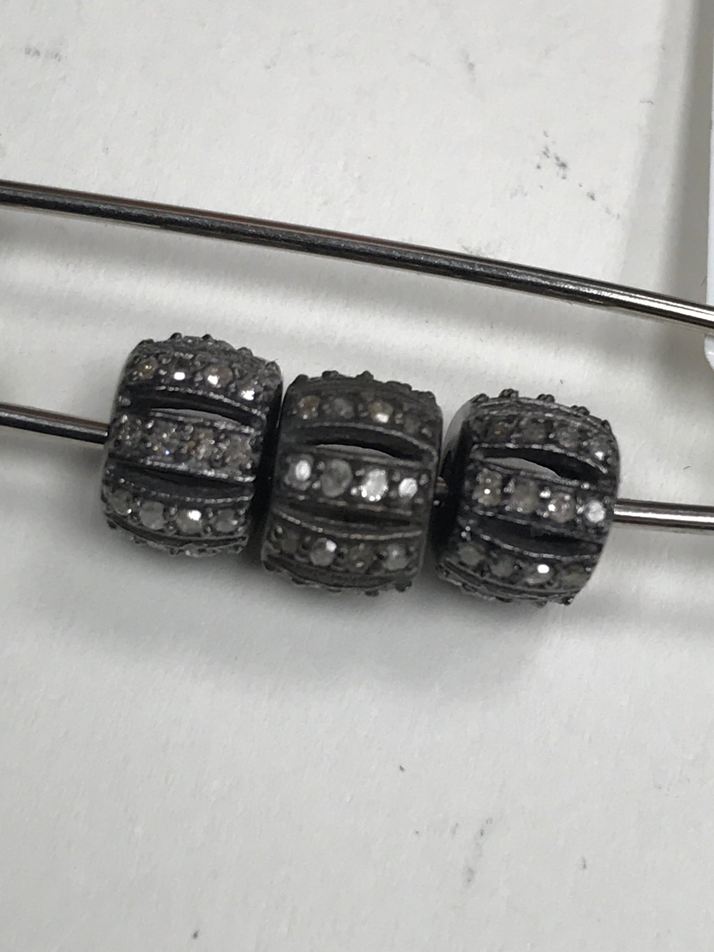 DONUT SHAPE PAVE DIAMOND BEADS