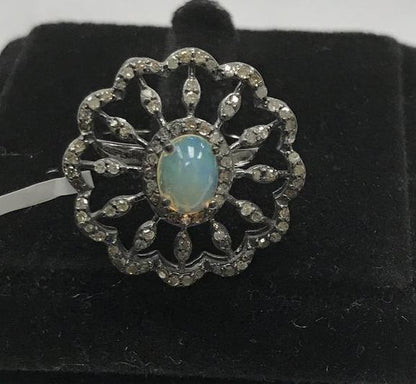 Oval pendant