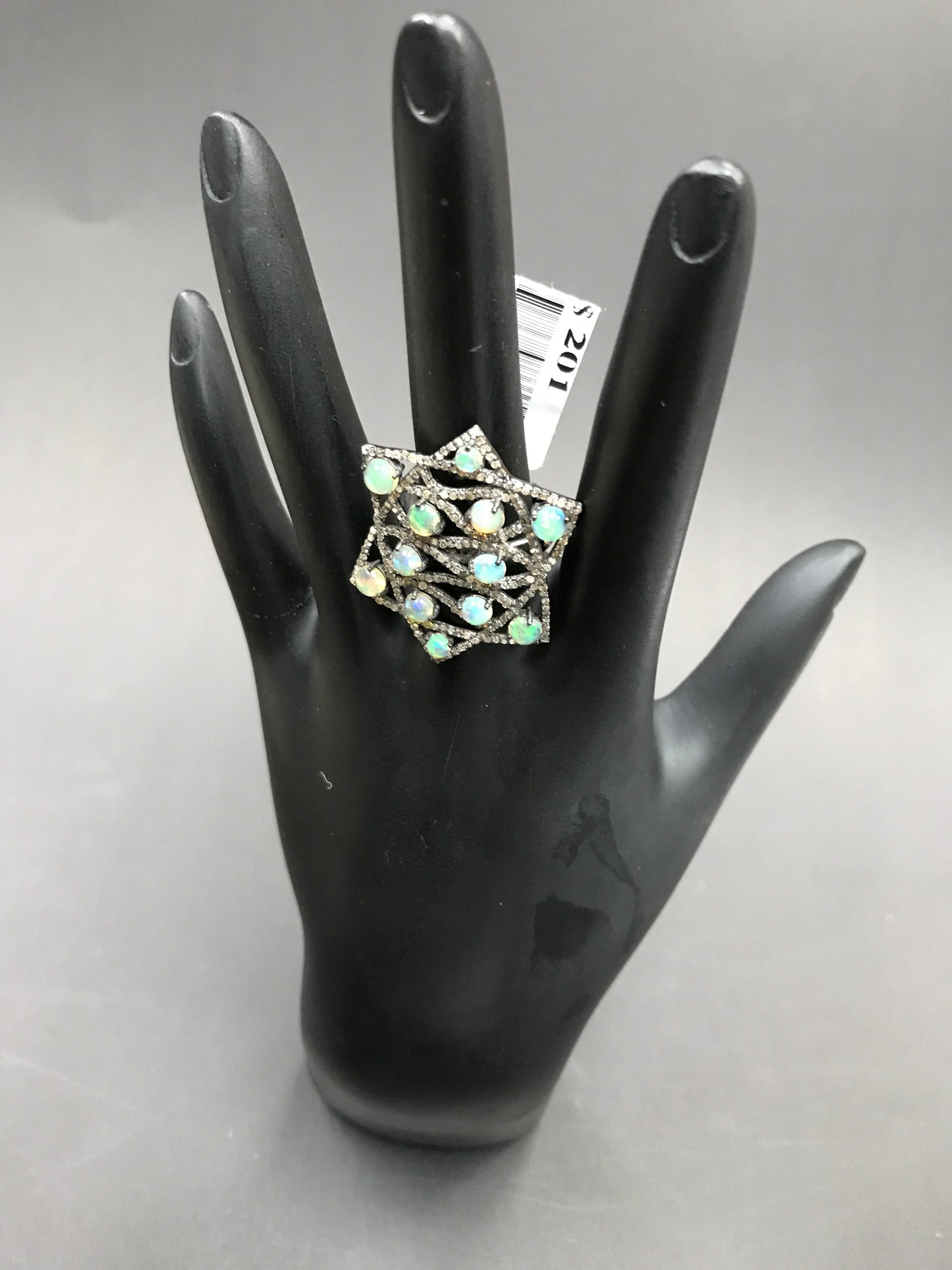 Star Pave Diamond Ring