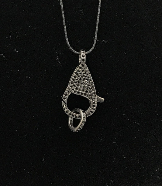 Black spinel clasps