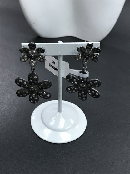 Flower Shape Diamond Earring .925 Oxidized Sterling Silver Diamond Earring, Genuine handmade pave diamond Earring.