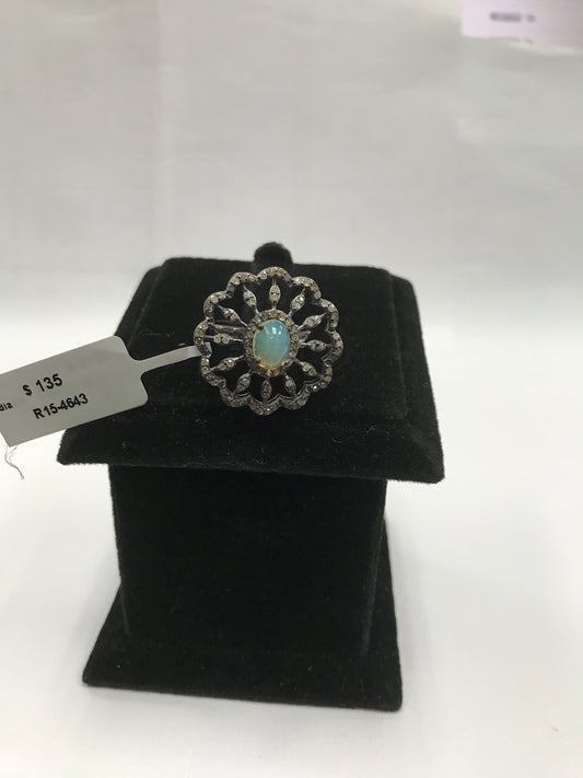 Oval pendant