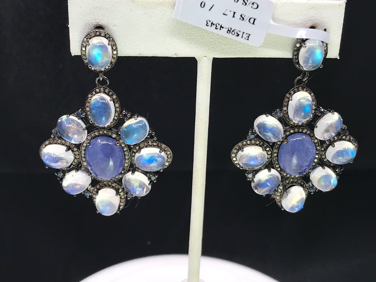 Opal Embedded Diamond Earring