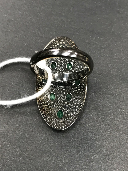 Oval Diamond Ring with Emerald Stone