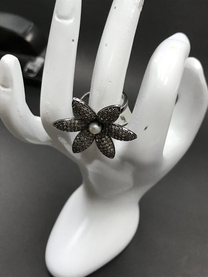 Flower Pave Diamond Ring