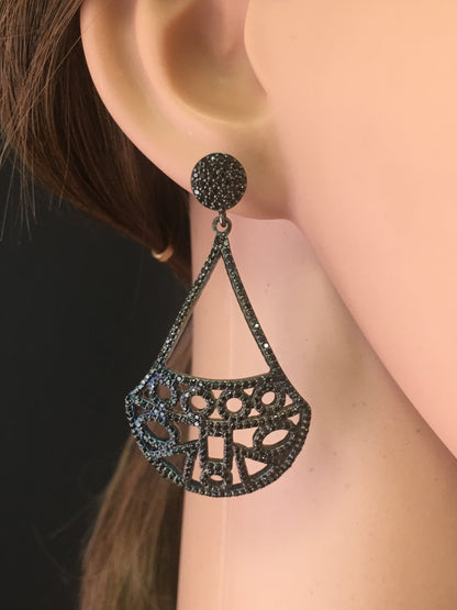 Earring Black Spinel