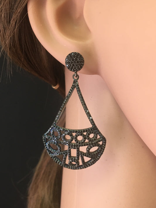 Earring Black Spinel