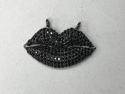Lip Shape Black Spinal Pendants & Charms