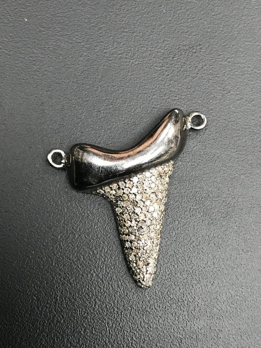 DIAMOND PENDANTS CHARMS