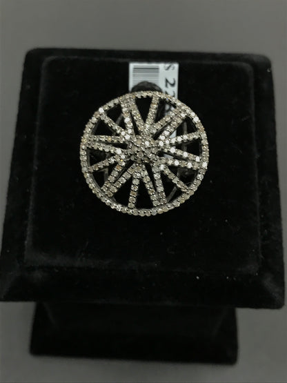 Diamond Round Shape Diamond Ring
