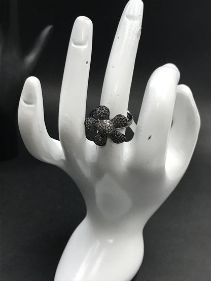 Flower Shape Diamond Rings