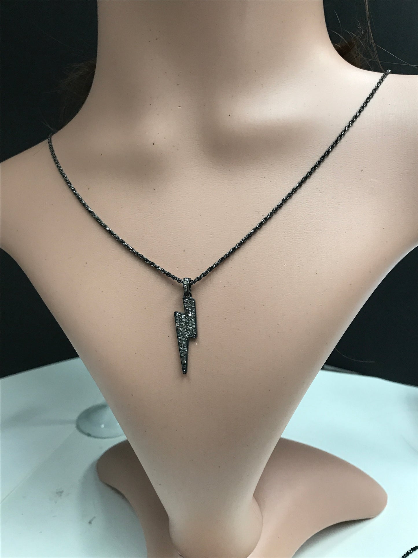 PENDANTS & CHARMS