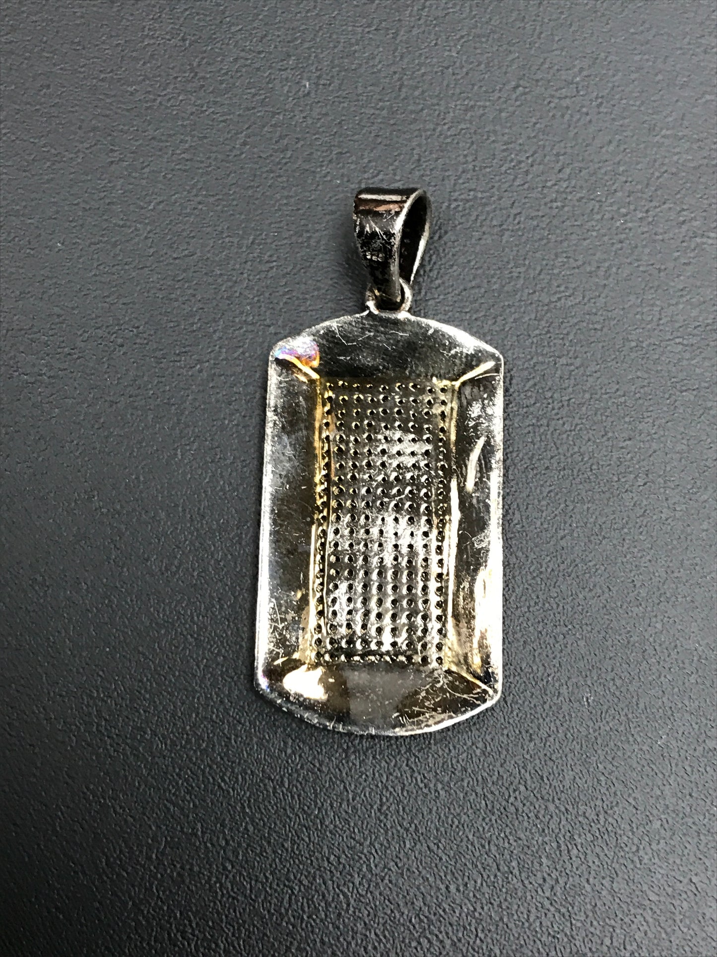 PENDANTS & CHARMS
