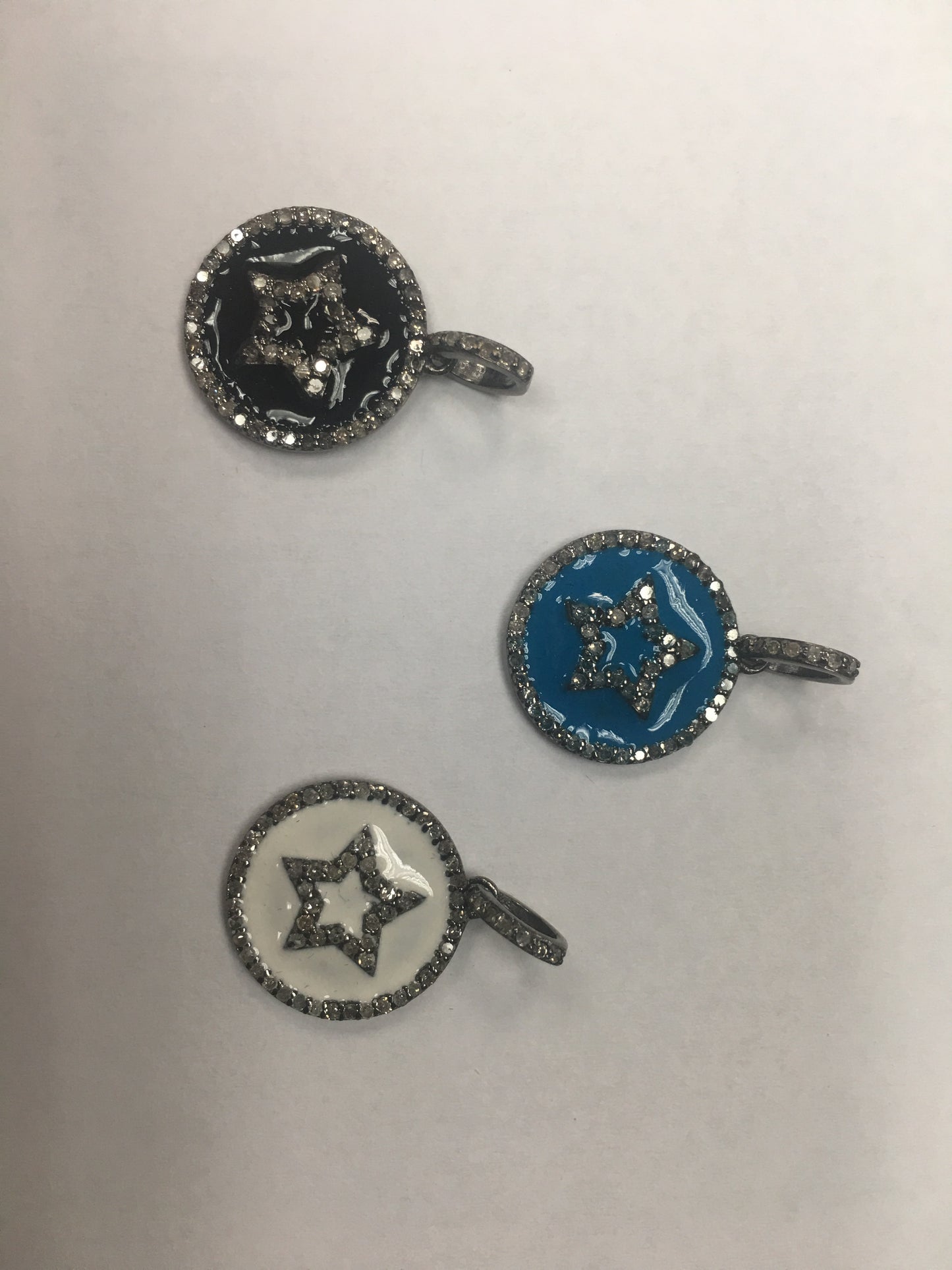 Round Disk On Star Shape Diamond Pendant