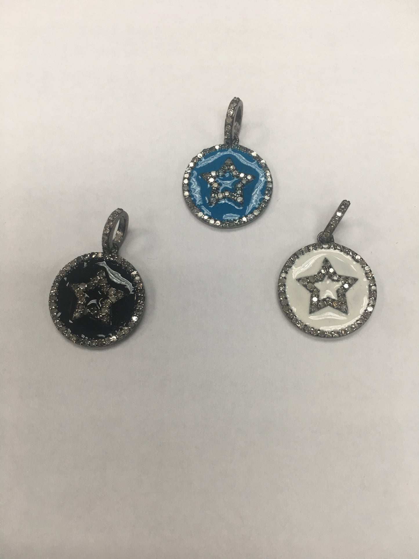 Round Disk On Star Shape Diamond Pendant