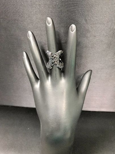 Teeth Shape Black Spinel Ring, Open Teeth Shape Ring, Approx 20 x 20mm. Sterling Silver